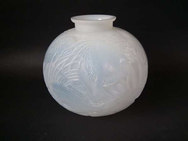 Object Of The Week Poissons Vase By Rene Lalique Lapada